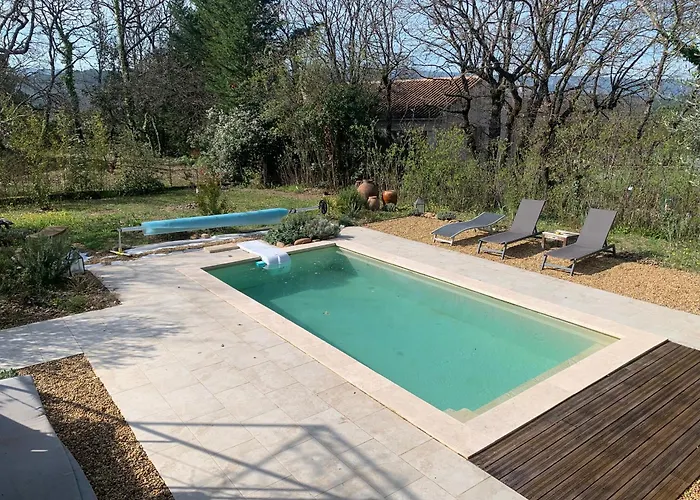 Charmante Maisonnette Independante A Goult En Luberon