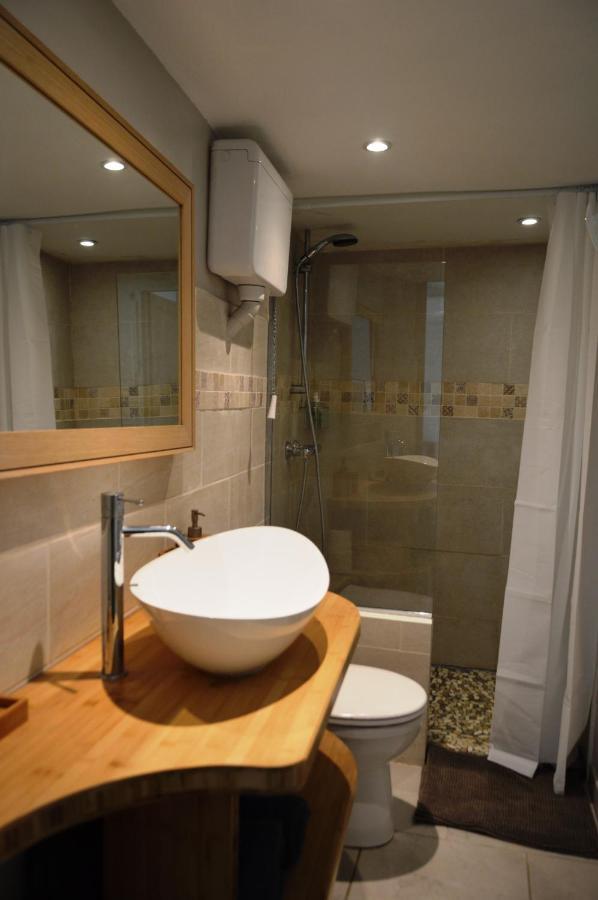 Holiday home Charmante Maisonnette Independante A En Luberon *